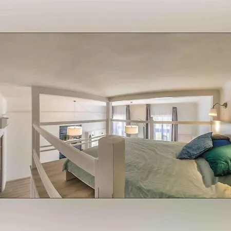 Apartament Bracing At Downtown *